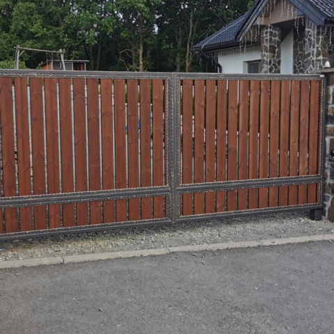 kovane_oplotenia_brany_a_branky1